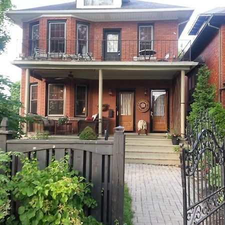 A Hidden Gem Bed&Breakfast Windsor Exterior foto